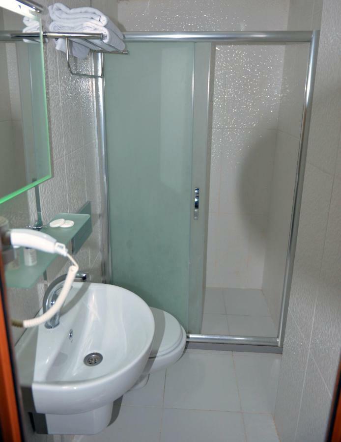 Hotel Marina City Istanbul Bagian luar foto