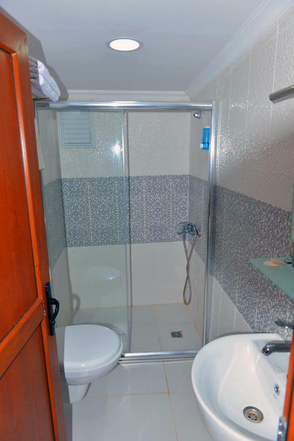 Hotel Marina City Istanbul Bagian luar foto